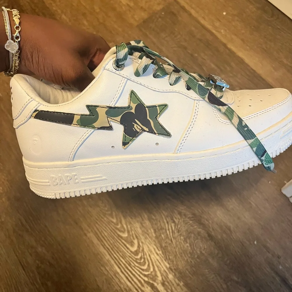 A BATHING APE (BAPE) GREEN CAMO SNEAKERS - Picture 2 of 5
